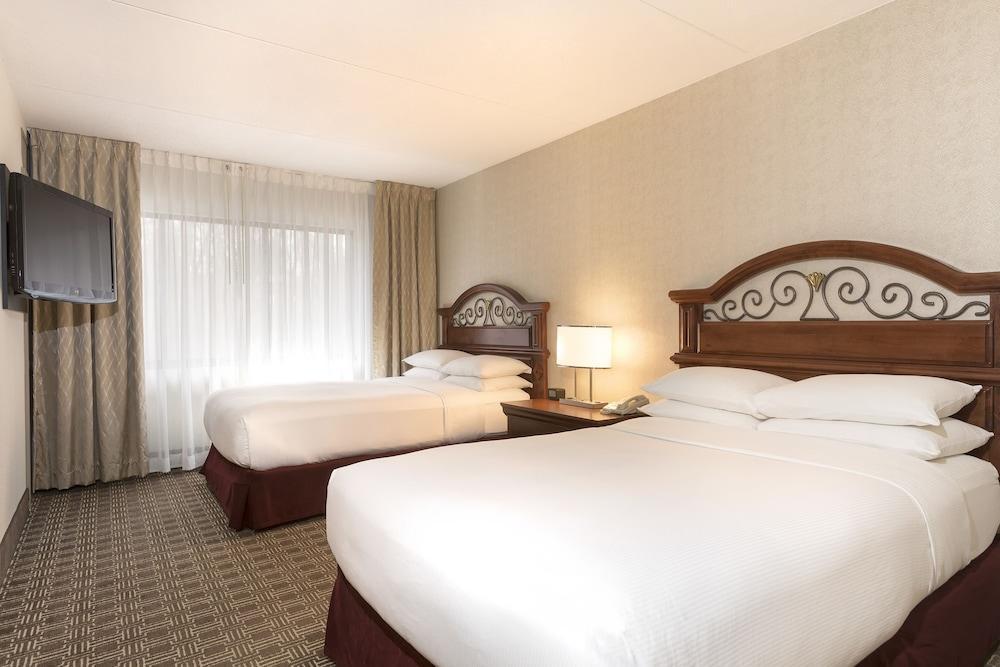 Doubletree Suites By Hilton Nashville Airport Zewnętrze zdjęcie
