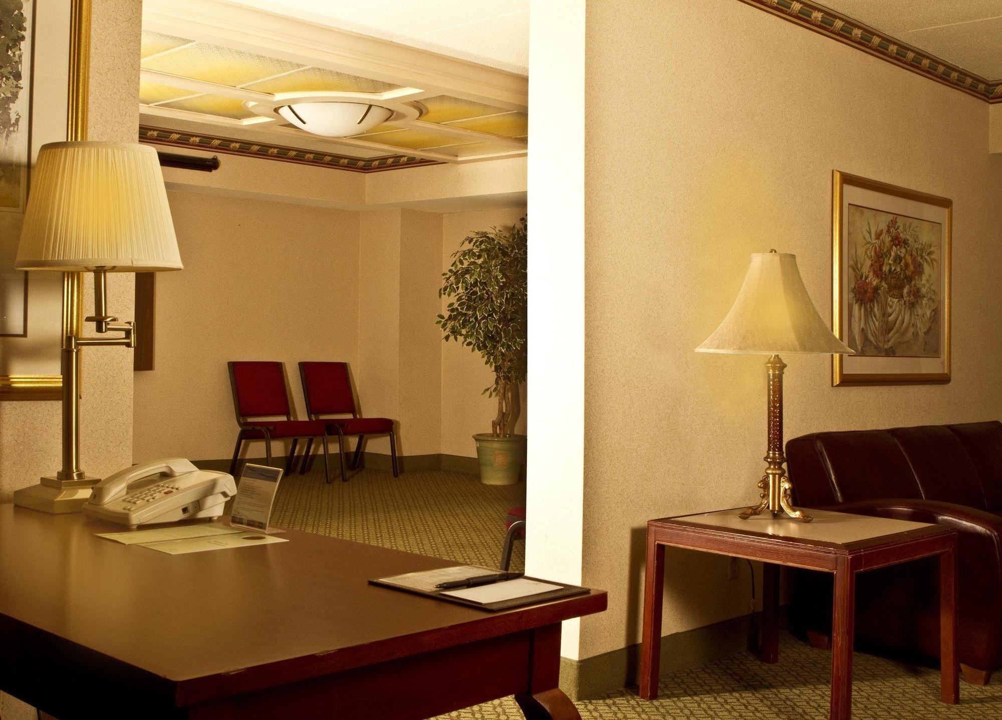 Doubletree Suites By Hilton Nashville Airport Zewnętrze zdjęcie