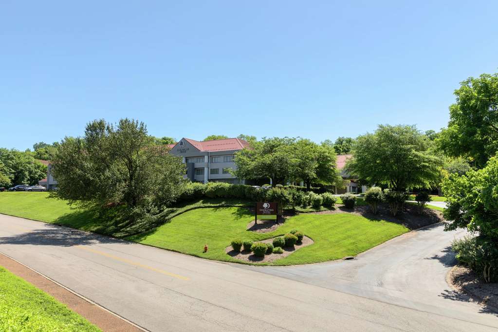 Doubletree Suites By Hilton Nashville Airport Zewnętrze zdjęcie